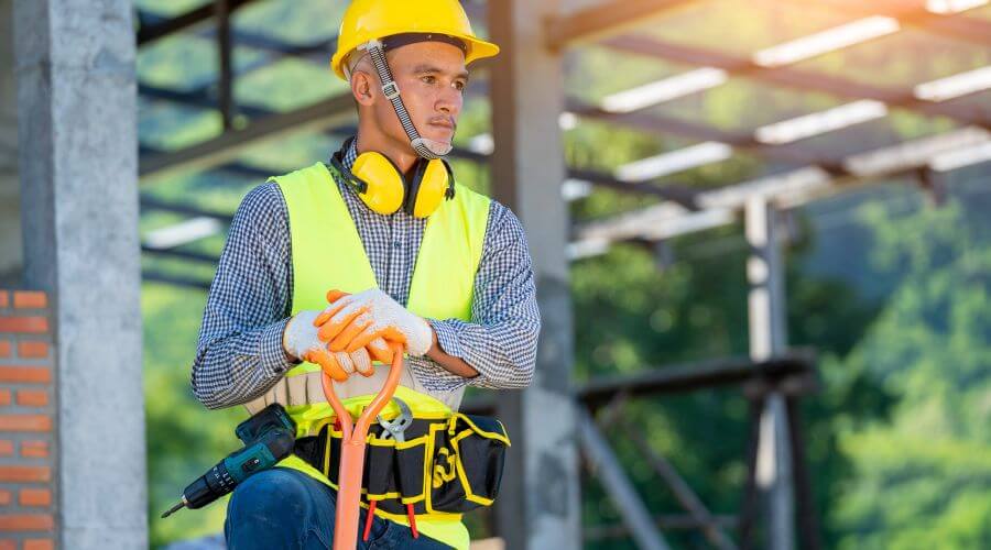 Professional gutter cleaning in Smithland, IA